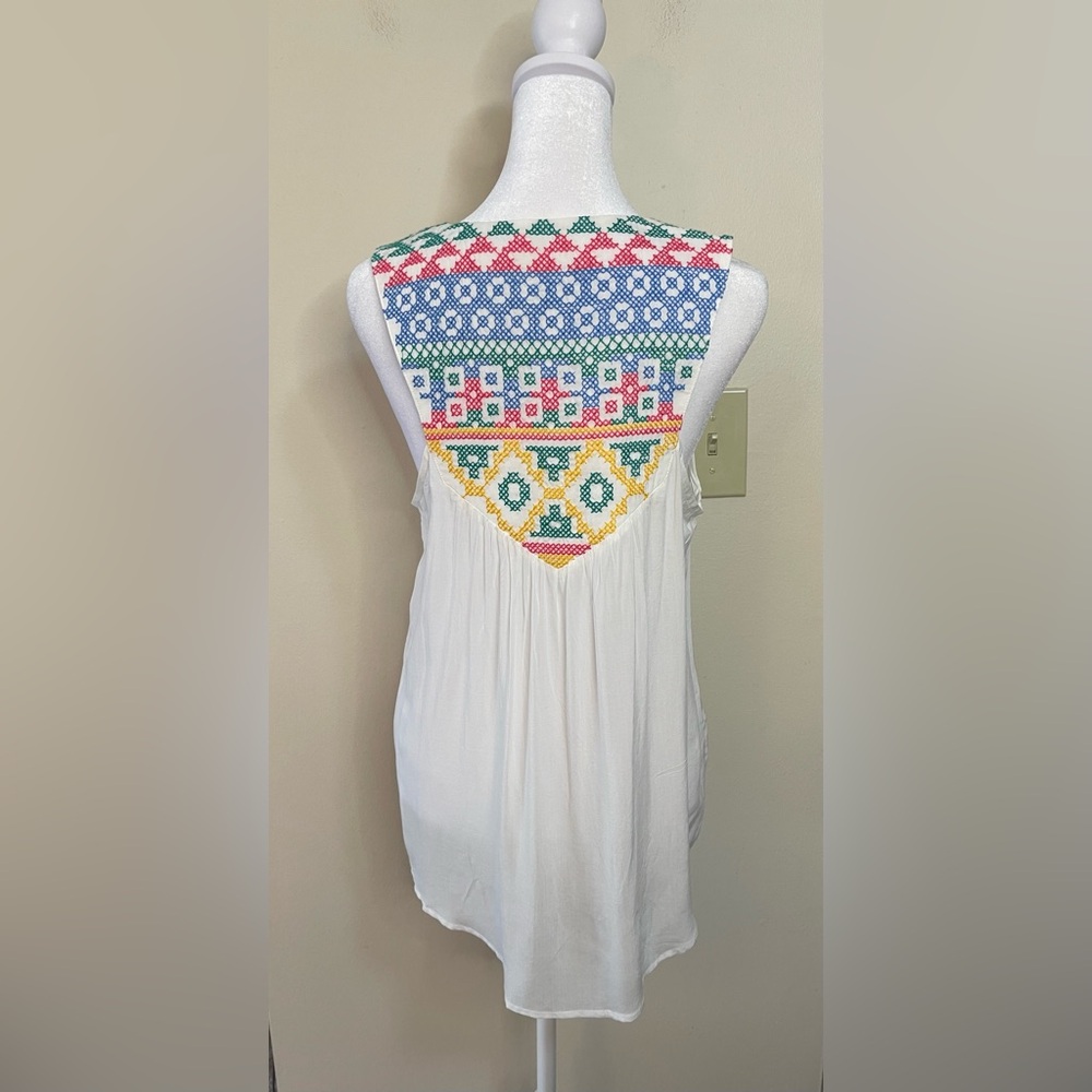 Lovestitch Women’s Bohemian Embroidery Tank Top V- Neck Size Medium. NWT - Picture 12 of 17
